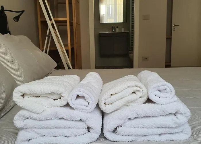 Guest house - Garden - Private Bathroom 3*